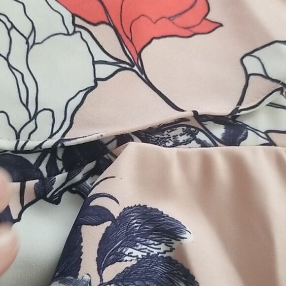 🎉HP!🎉MORRISDAY PEACH FLORAL HALTER DRESS - Picture 4 of 5